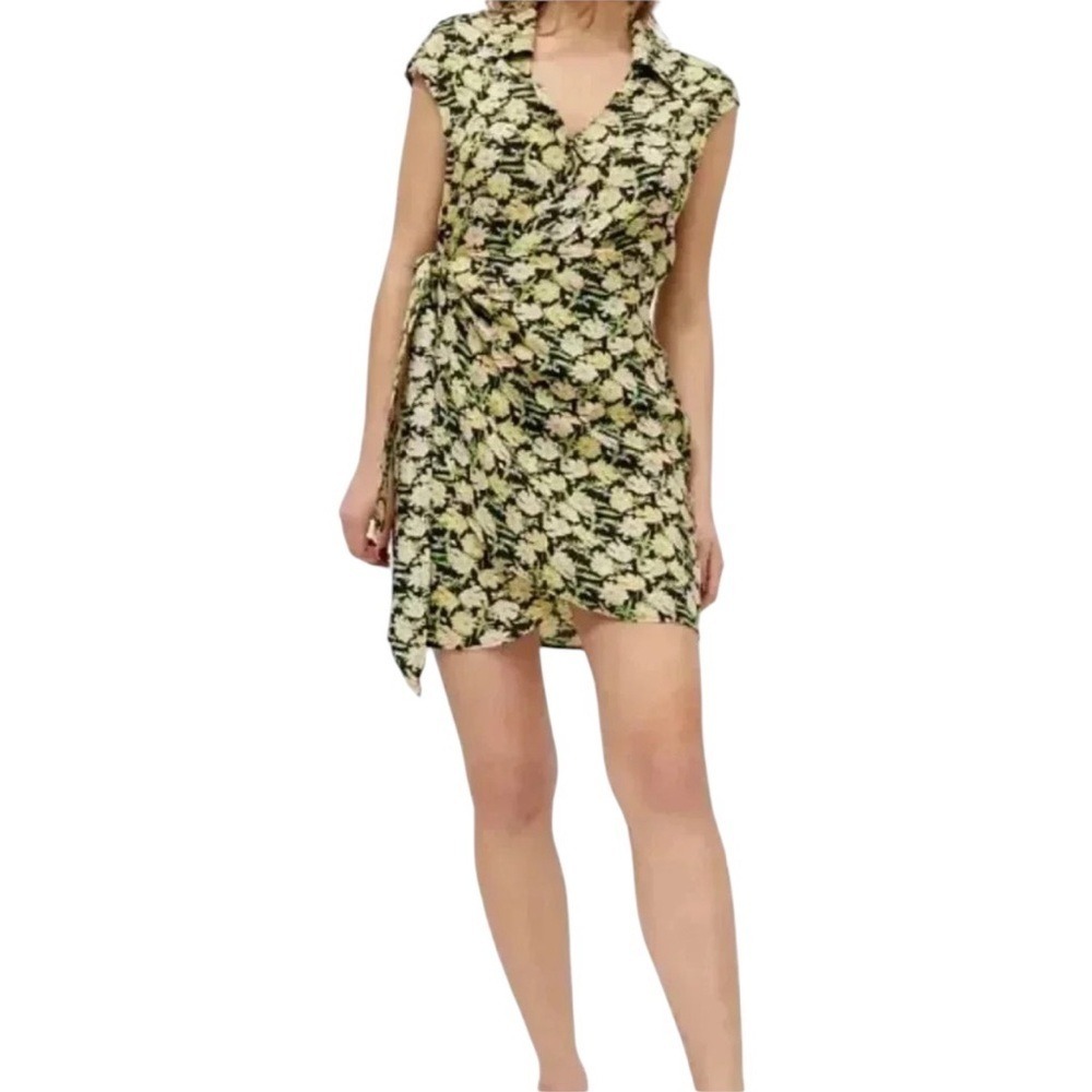 Urban Outfitters Floral Silver Sun Mini Wrap Dress Women Small Yellow